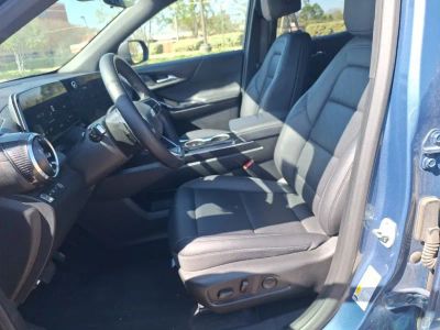 2025 Chevrolet Equinox — photo 14 view