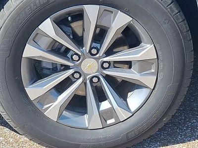 2025 Chevrolet Equinox — photo 13 view
