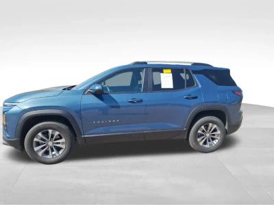 2025 Chevrolet Equinox — photo 11 view