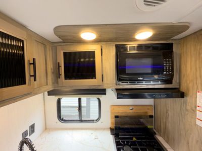 2022 Forest River RV Cherokee Alpha Wolf - Photo 25