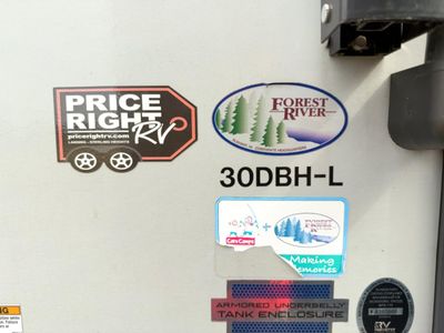 2022 Forest River RV Cherokee Alpha Wolf - Photo 13