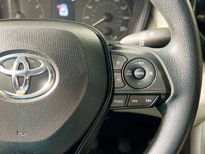 2024 Toyota Corolla Cross — photo 16 view