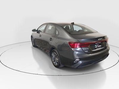 2024 Kia Forte - Photo 5