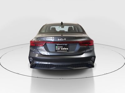 2024 Kia Forte - Photo 6