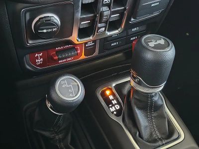 2026 Jeep Wrangler — photo 30 view