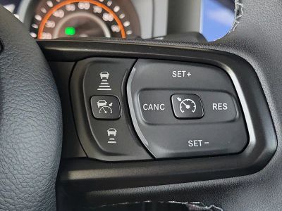 2026 Jeep Wrangler — photo 24 view
