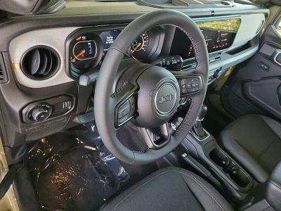 2026 Jeep Wrangler — photo 17 view