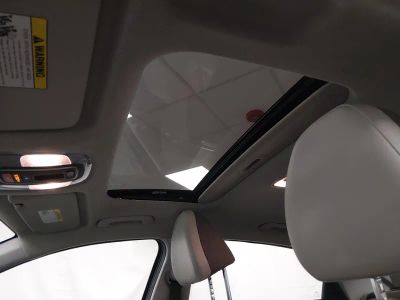 2024 Hyundai Elantra — photo 19 view