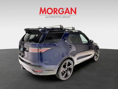 2023 Land Rover Discovery — photo 7 view