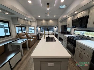 2026 Brinkley Model Z - Photo 8