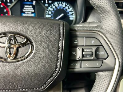 2026 Toyota Tundra 4WD — photo 17 view