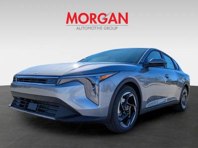 2025 Kia K4 — photo 9 view