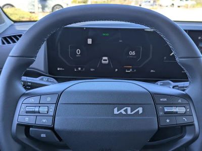 2025 Kia K4 — photo 31 view