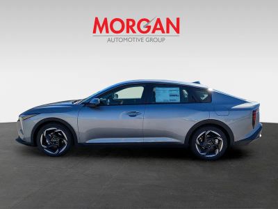 2025 Kia K4 — photo 8 view