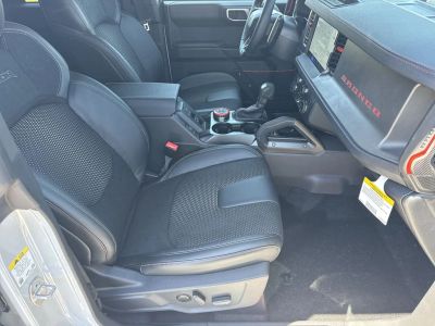 2026 Ford Bronco — photo 13 view