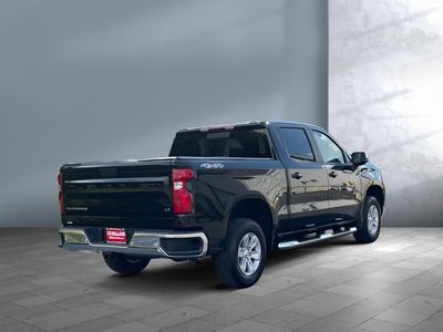 2025 Chevrolet Silverado 1500 - Photo 2