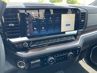2025 Chevrolet Silverado 1500 - Photo 10