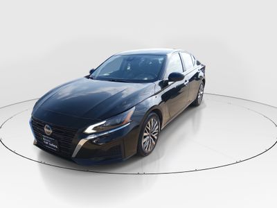 2023 Nissan Altima - Photo 3