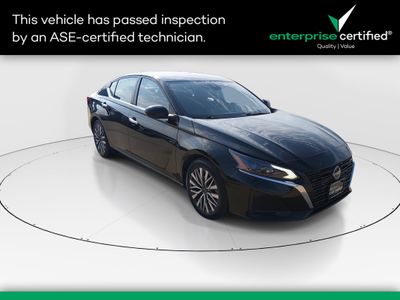 2023 Nissan Altima - Photo 1