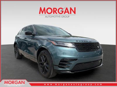 2026 Land Rover Range Rover Velar Dynamic SE in Giola Green Metallic — front three-quarter view