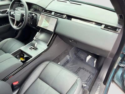 2026 Land Rover Range Rover Velar — photo 14 view