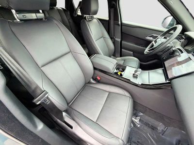 2026 Land Rover Range Rover Velar — photo 15 view