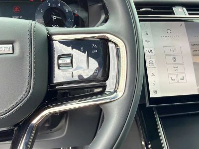2026 Land Rover Range Rover Velar — photo 39 view
