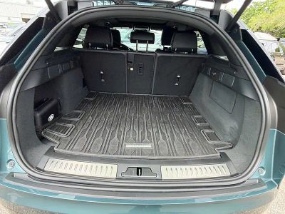 2026 Land Rover Range Rover Velar — photo 12 view