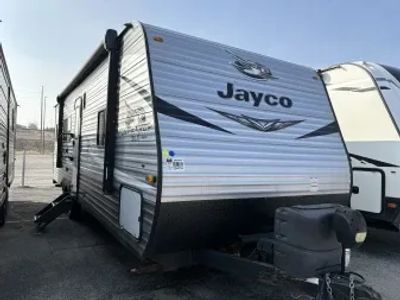 2021 Jayco JAYFLIGHT - Photo 3