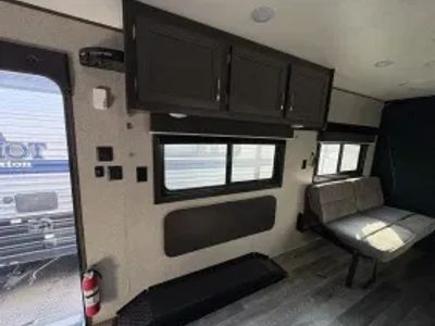 2021 Jayco JAYFLIGHT - Photo 12