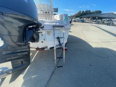 2026 Robalo 180 CC - Photo 14