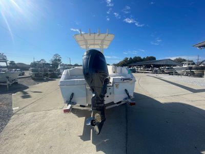 2026 Robalo 180 CC - Photo 13