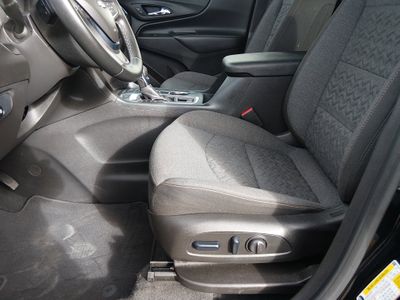 2024 Chevrolet Equinox — photo 14 view