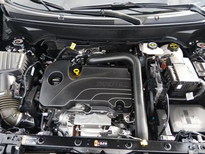 2024 Chevrolet Equinox — photo 9 view