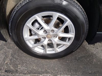 2024 Chevrolet Equinox — photo 10 view