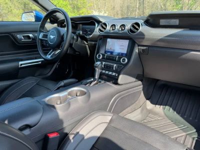 2023 Ford Mustang - Photo 15