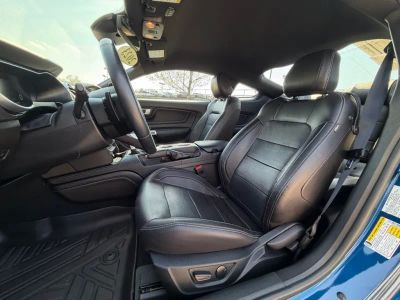 2023 Ford Mustang - Photo 19