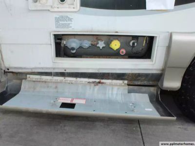 2002 Winnebago 22FD - Photo 36