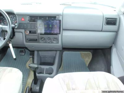 2002 Winnebago 22FD - Photo 30