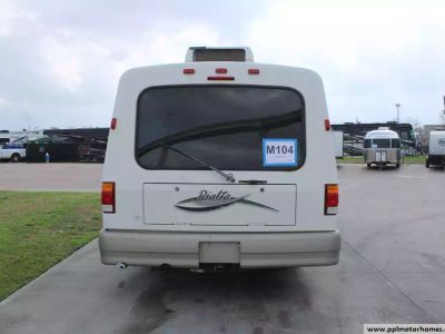 2002 Winnebago 22FD - Photo 4