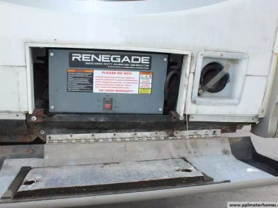 2002 Winnebago 22FD - Photo 38