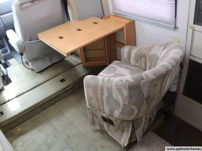 2002 Winnebago 22FD - Photo 23