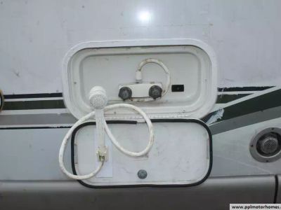 2002 Winnebago 22FD - Photo 40