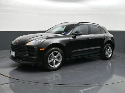 2019 Porsche Macan 4DR SUV AWD in Black — front three-quarter view