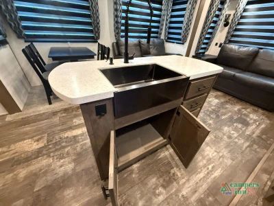 2022 Forest River RV Sabre — photo 16 view