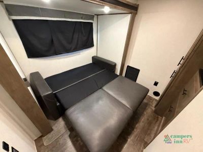 2022 Forest River RV Sabre — photo 31 view
