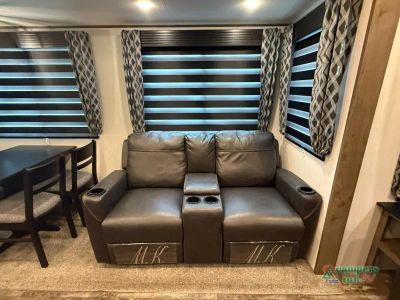 2022 Forest River RV Sabre — photo 23 view
