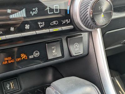 2023 Toyota RAV4 — photo 34 view
