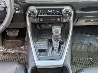 2023 Toyota RAV4 — photo 21 view