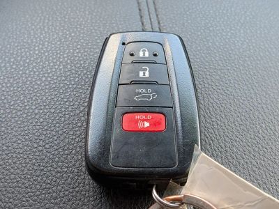 2023 Toyota RAV4 — photo 38 view